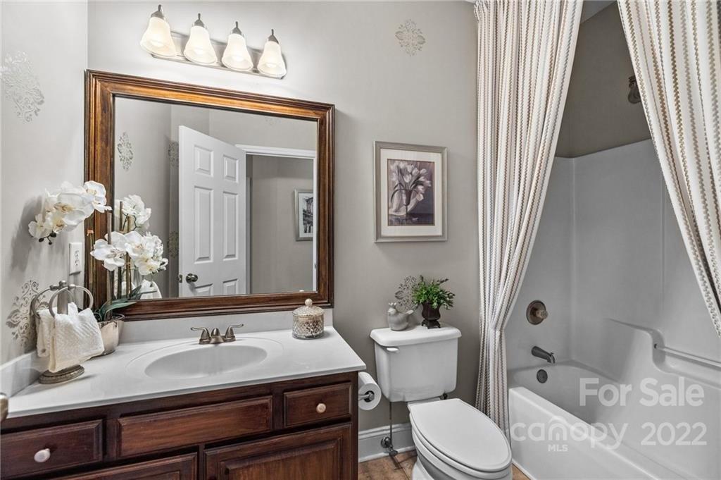 Lochaven Rd, Waxhaw, NC 28173