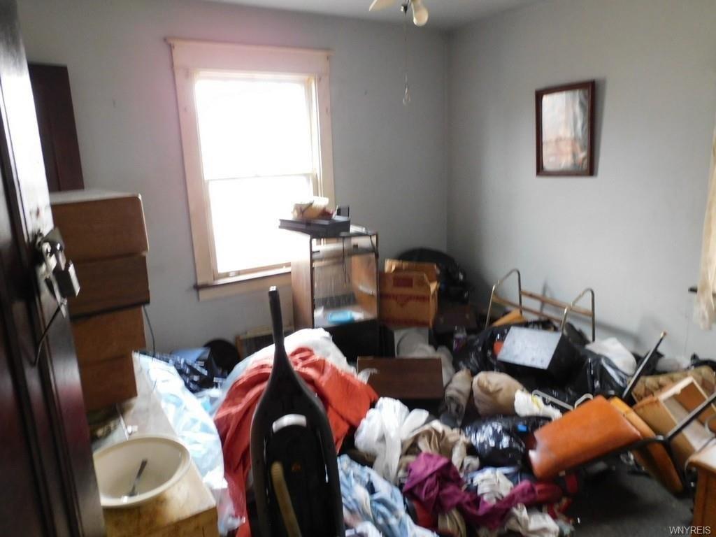 Hamlin Rd, Buffalo, NY 14208