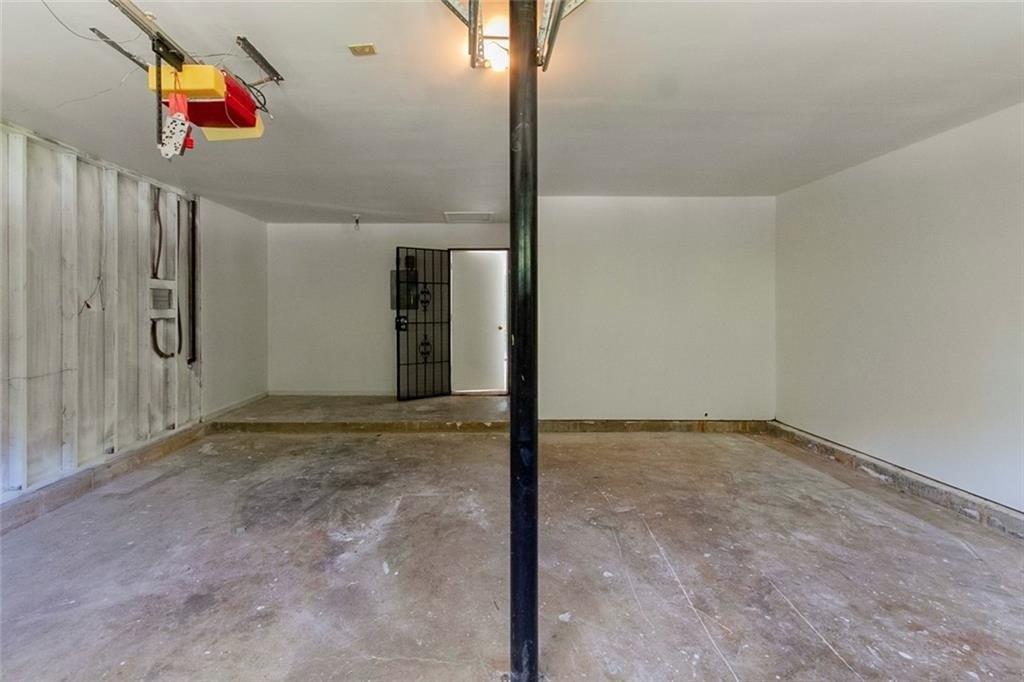 Dalhouise Ln, Decatur, GA 30034