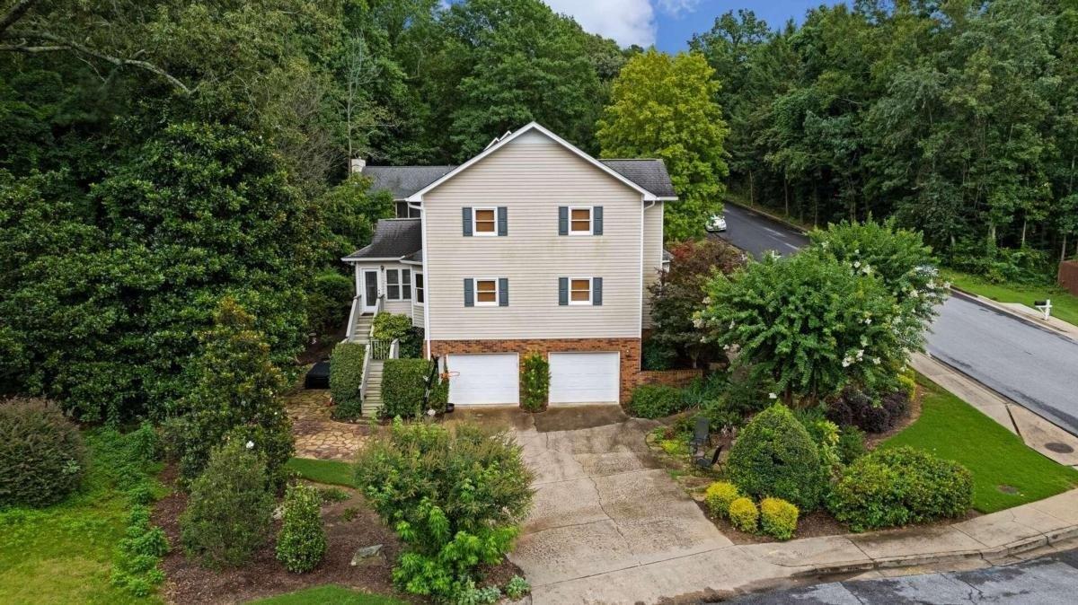 Long Oak Dr, Gainesville, GA 30501