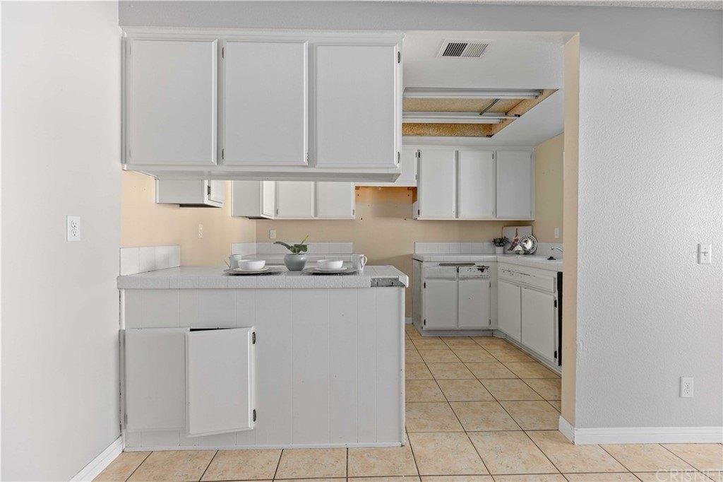 W Avenue K12, Lancaster, CA 93536