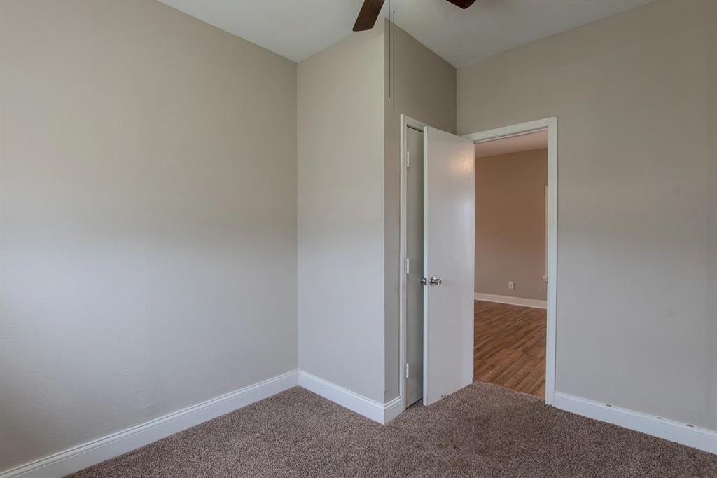 N Front St E, Savoy, TX 75479