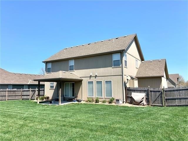 Sw Flintrock Dr, Lees Summit, MO 64082