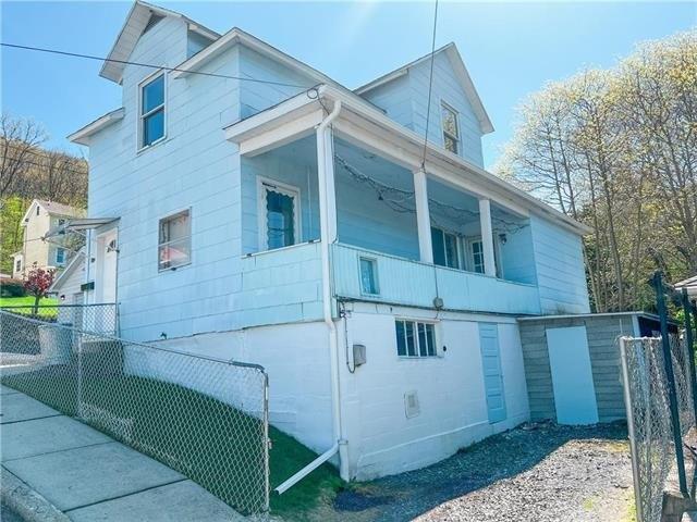 Spruce St, Nesquehoning, PA 18240