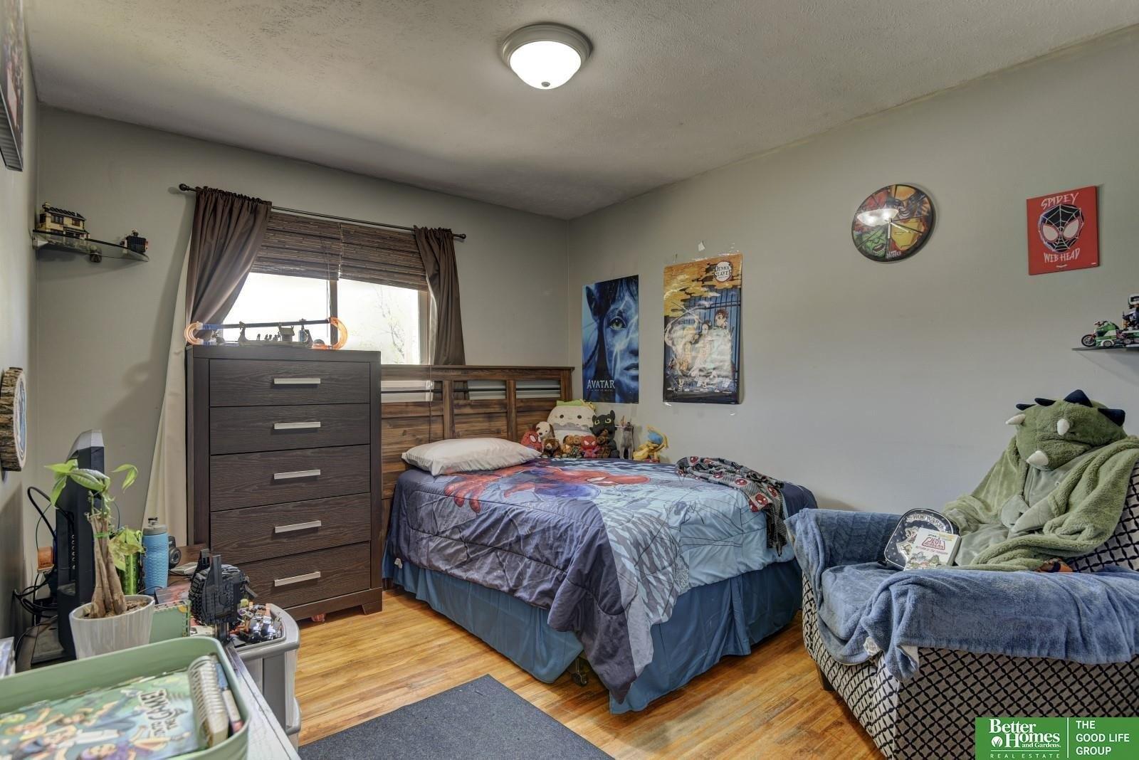 Orchard Ave, Omaha, NE 68137