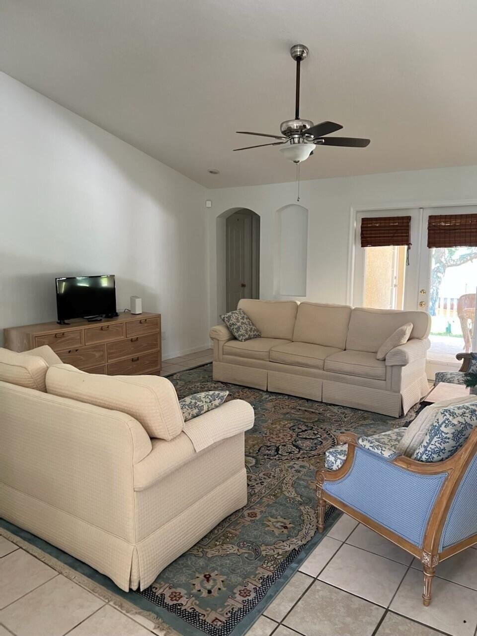 Ne Surfside Ave, Port St Lucie, FL 34983