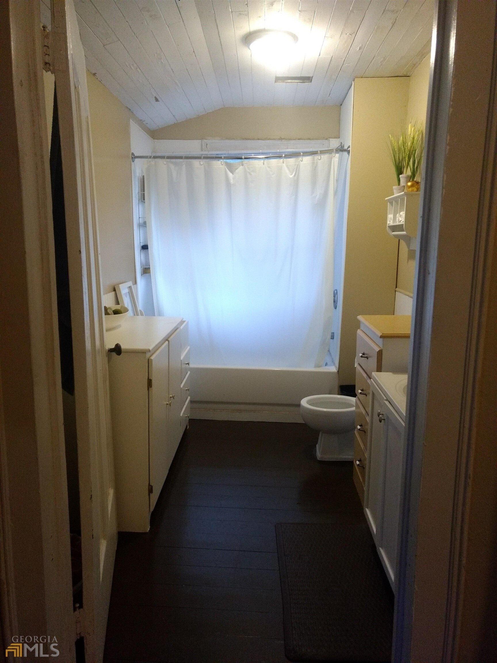Meriwether St, Griffin, GA 30224