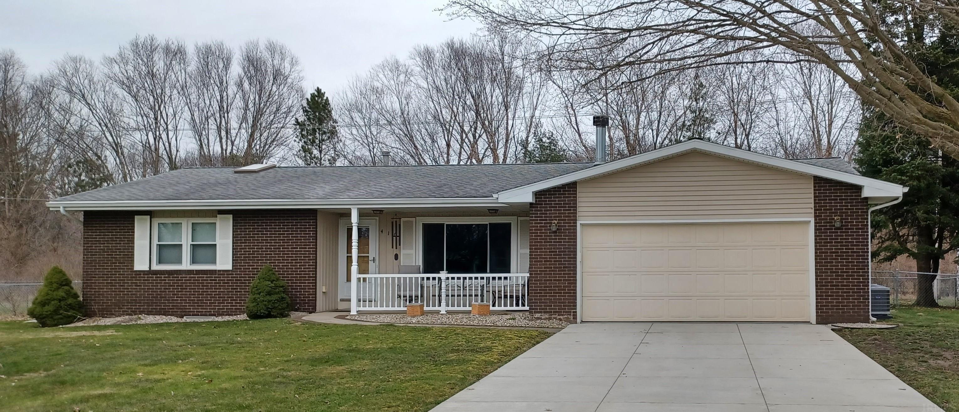 Waneta Dr, Goshen, IN 46526