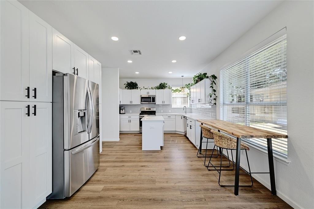 Bradbury Ln, Austin, TX 78753