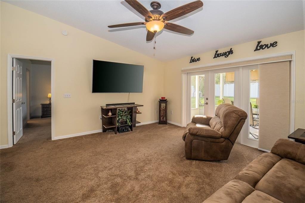 Jessanda Cir, Lakeland, FL 33813