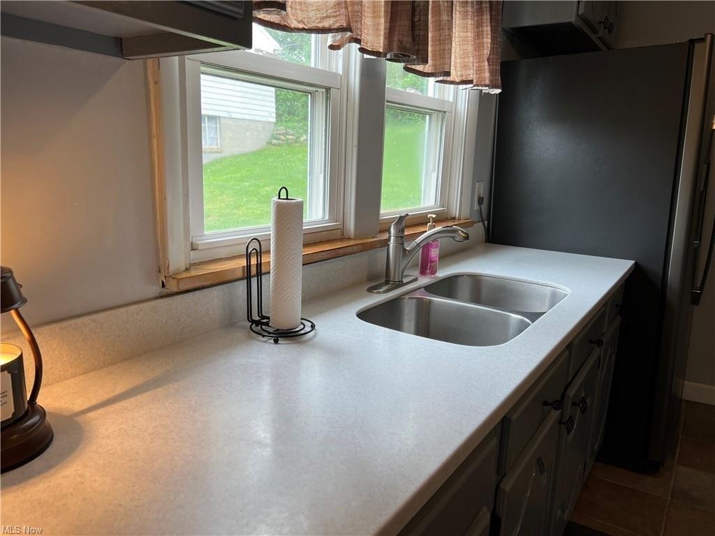 Clay St, Mineral City, OH 44656