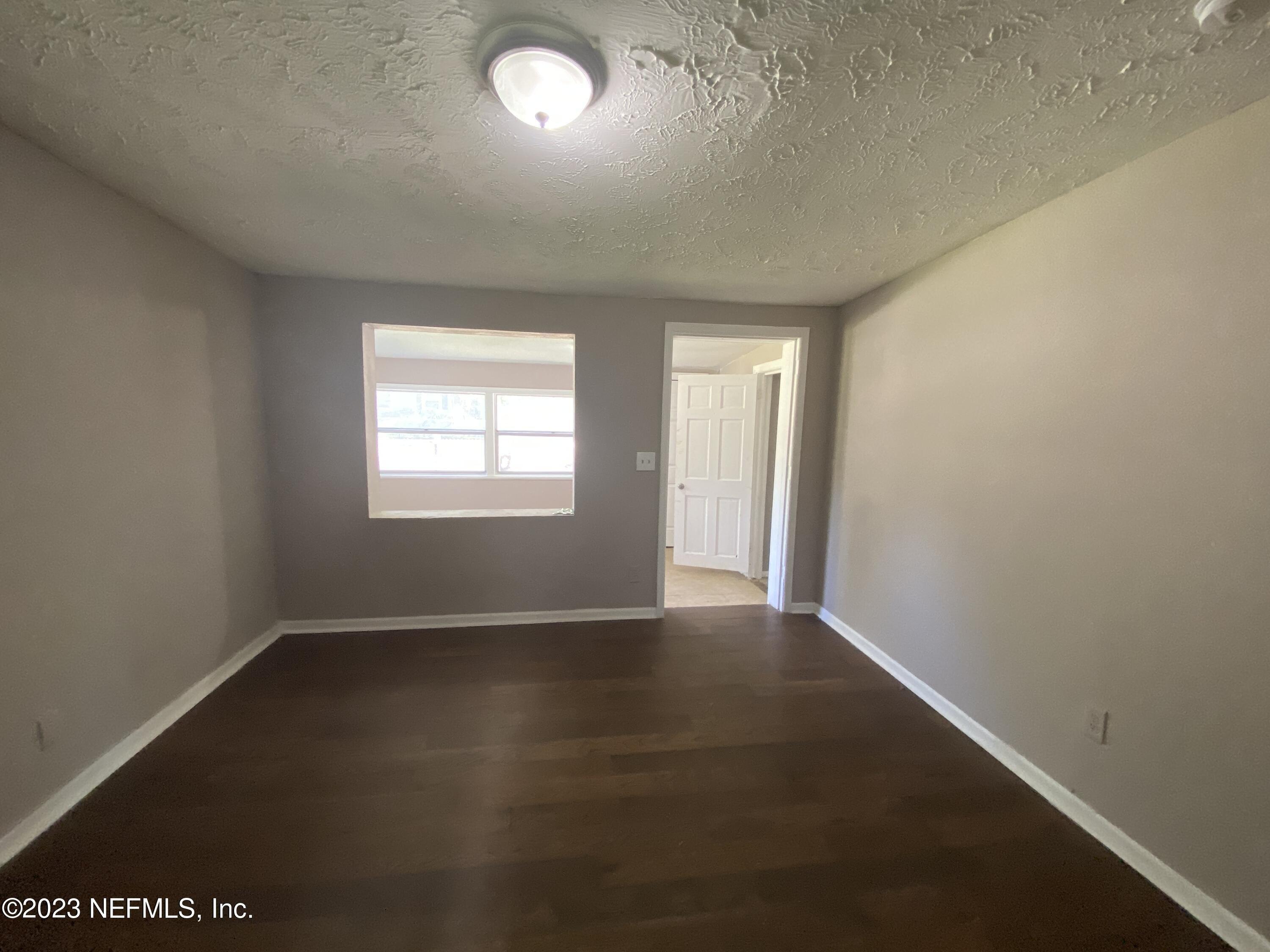 W 5th St, Jacksonville, FL 32254