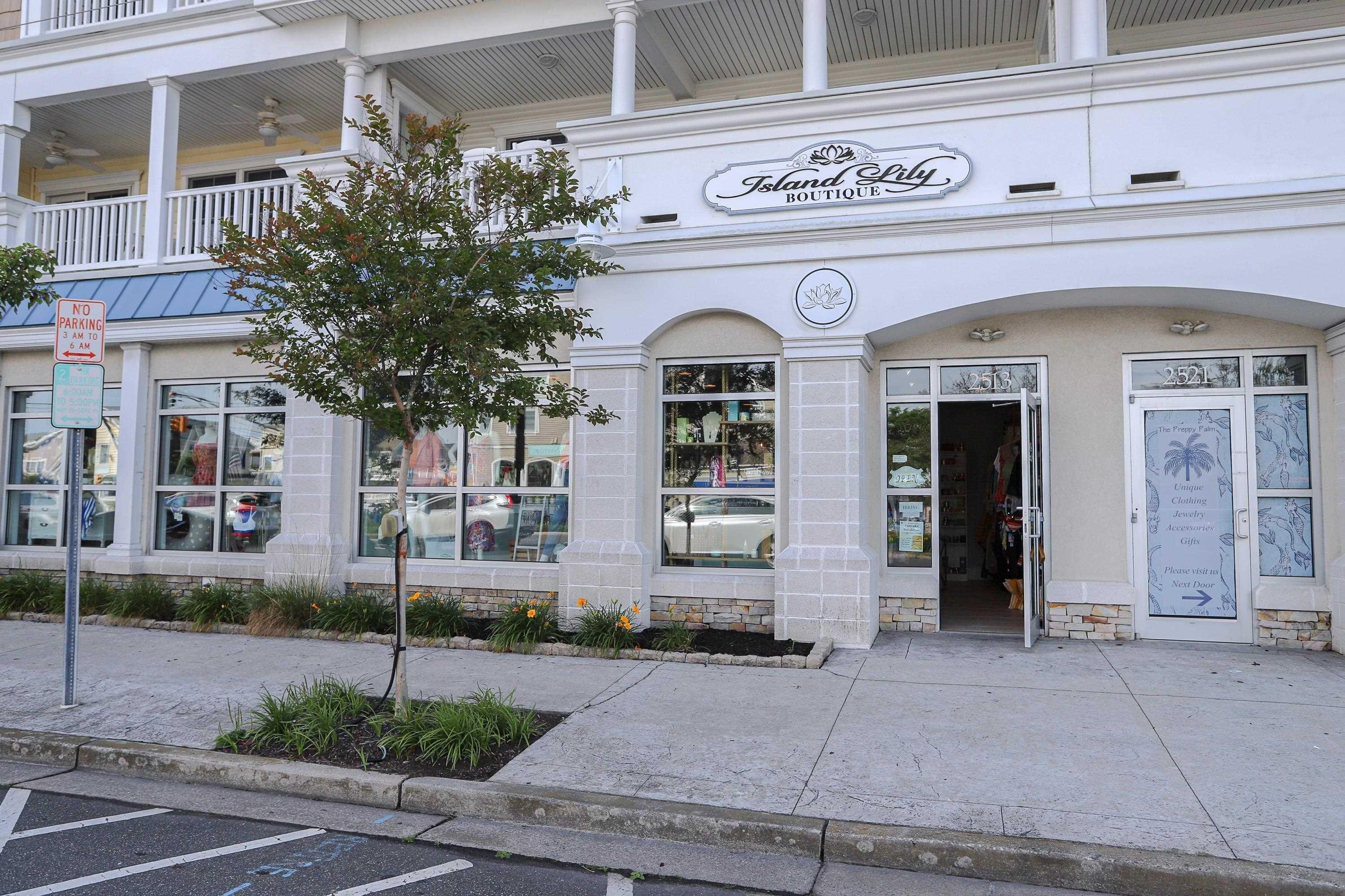 Dune Dr, Avalon, NJ 08202