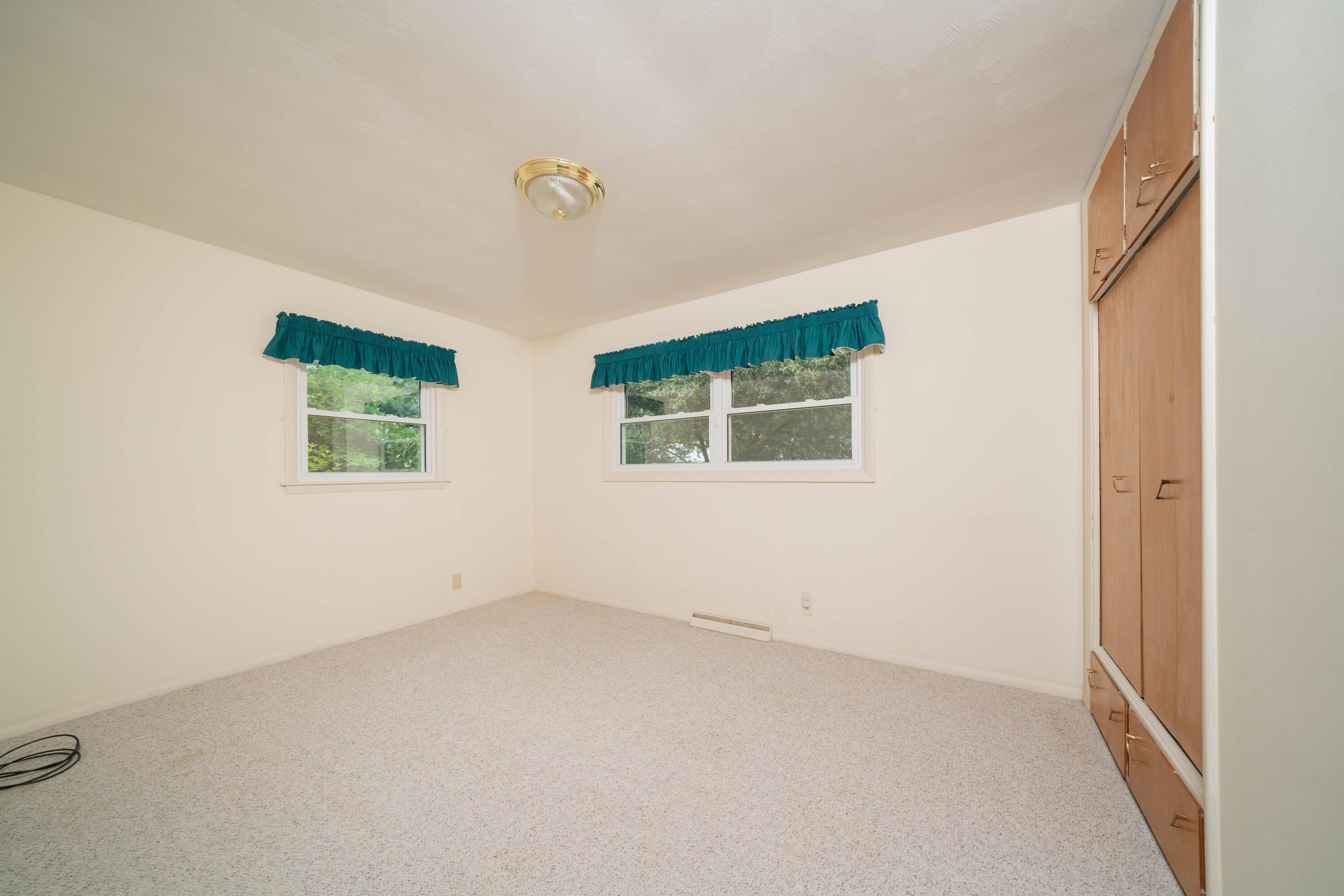Jennison Ave, Kalamazoo, MI 49006