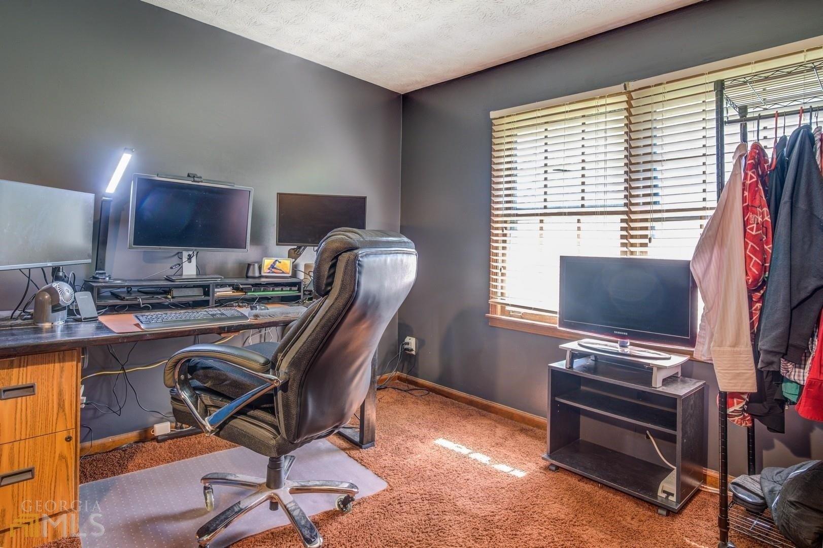 Saddle Ridge Dr, Snellville, GA 30039