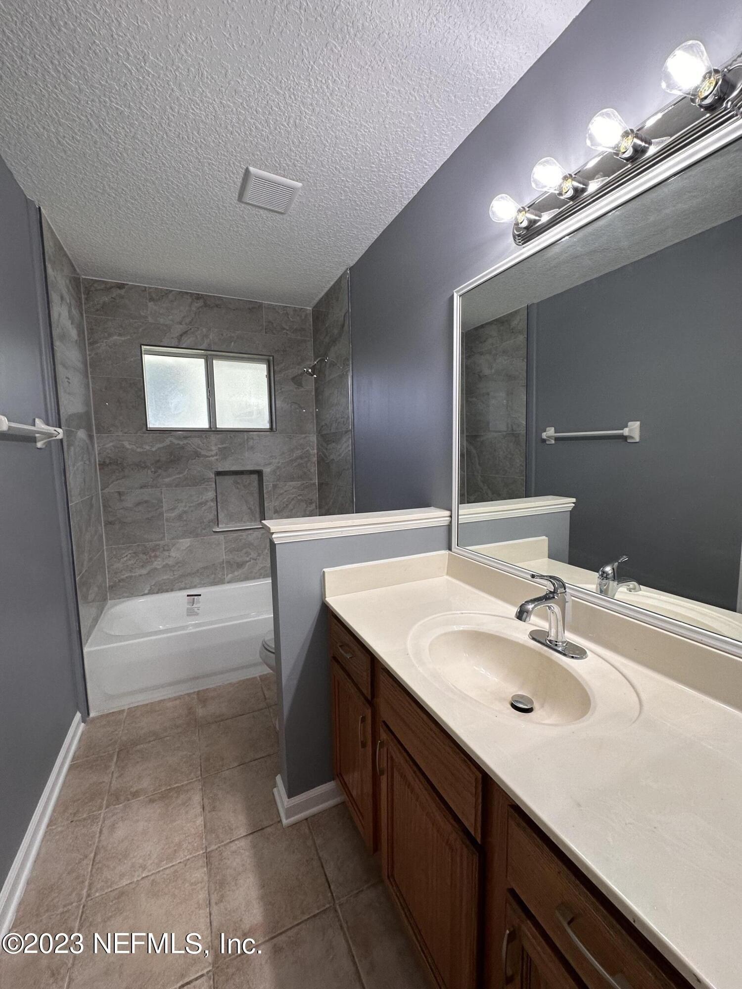 Celery Ave N, Jacksonville, FL 32220