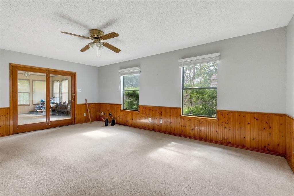 S Walnut Creek Dr, Mansfield, TX 76063