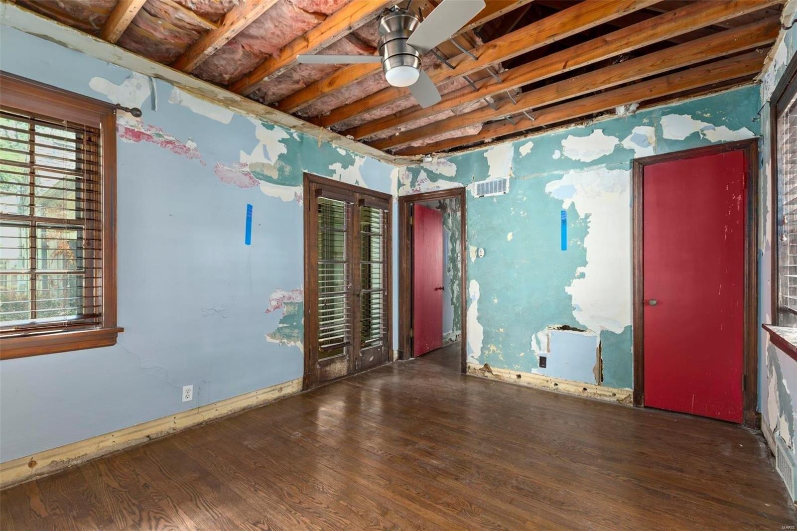 Grandview Dr, Saint Louis, MO 63122