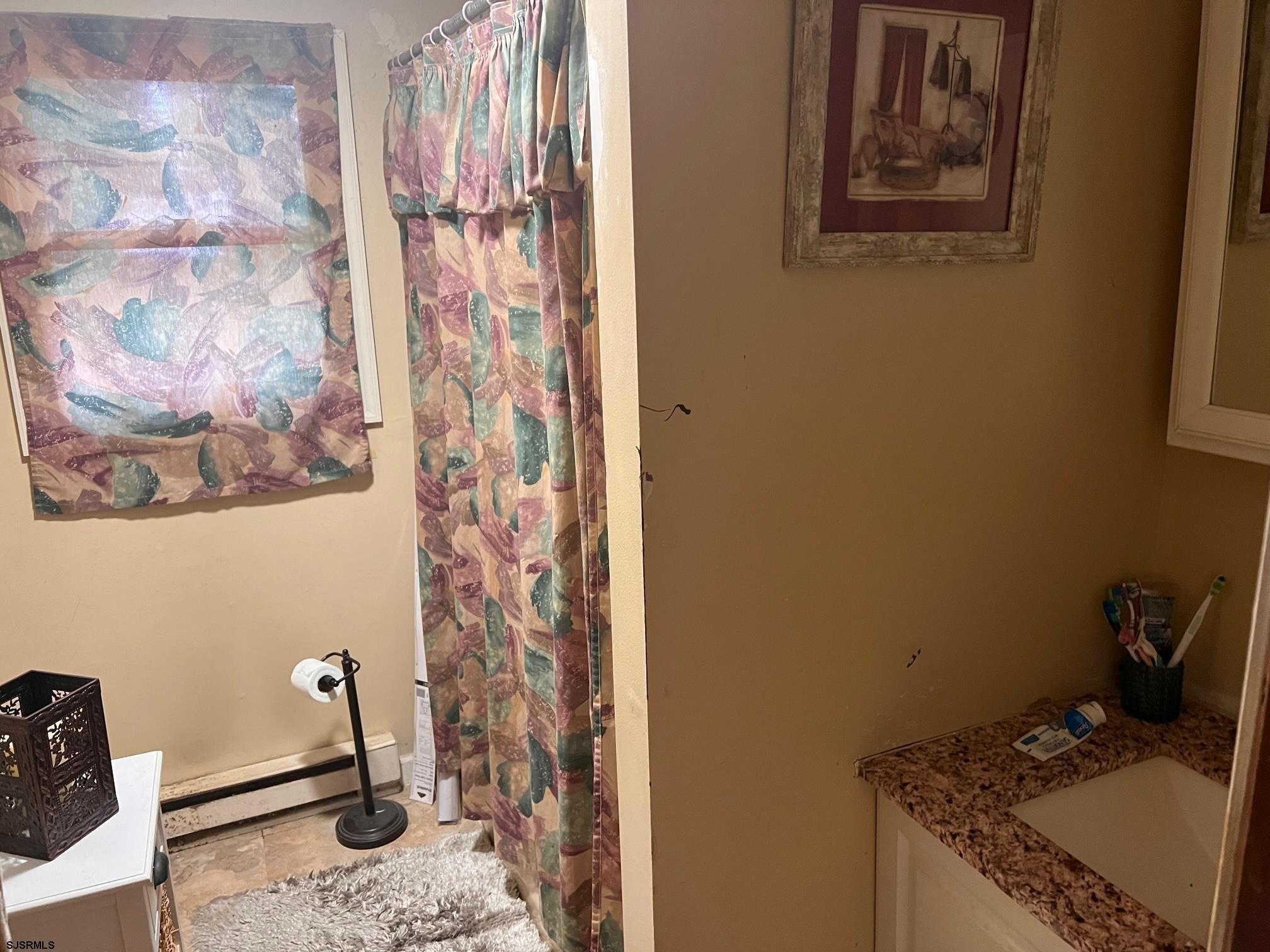 Arbutus Ave, Galloway, NJ 08205