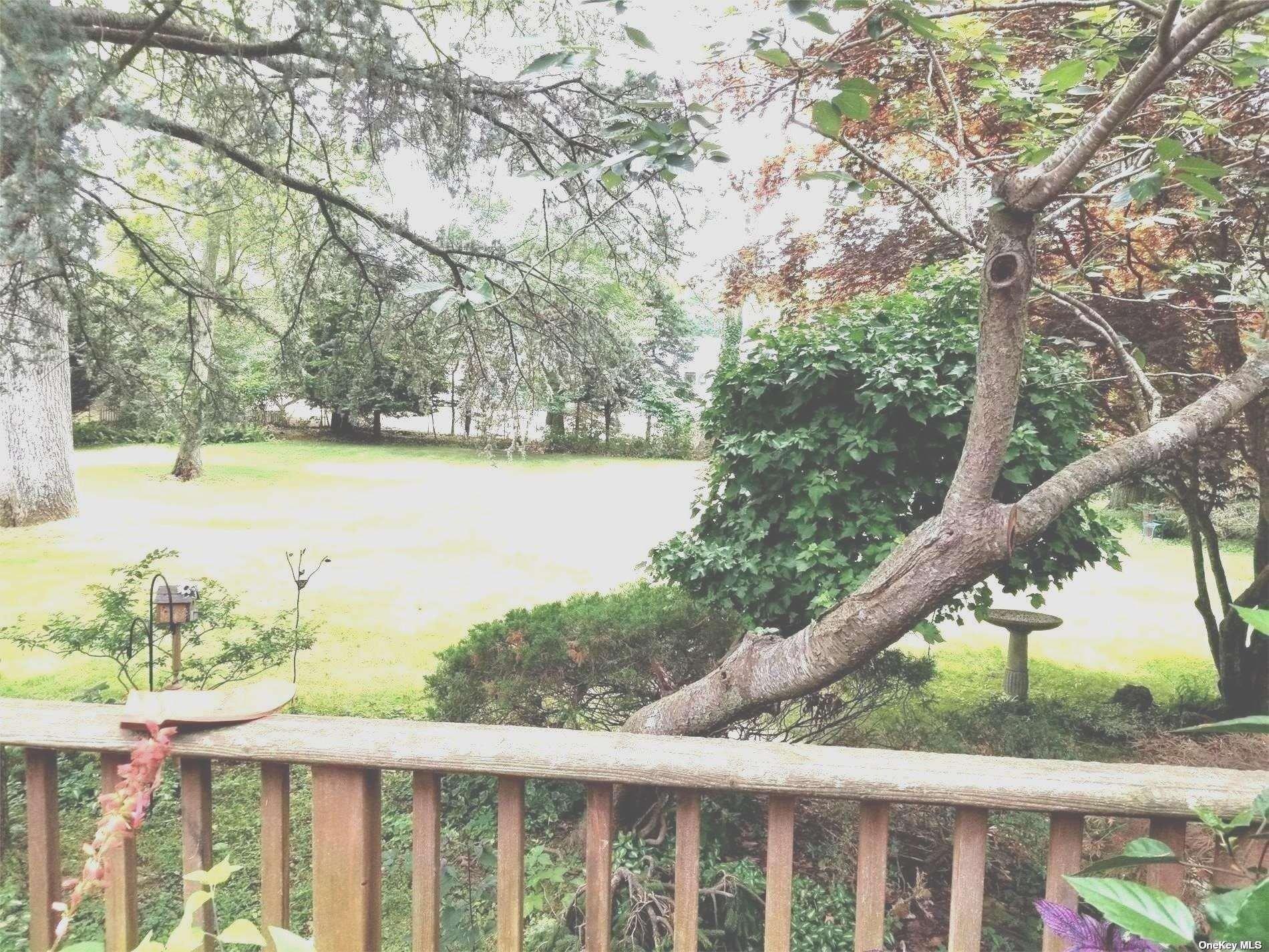 Inwood Rd, Center Moriches, NY 11934