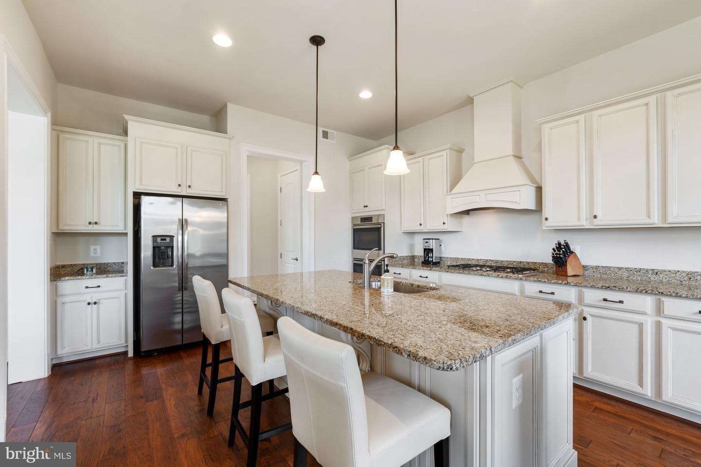 Greyfriar Dr, Round Hill, VA 20141