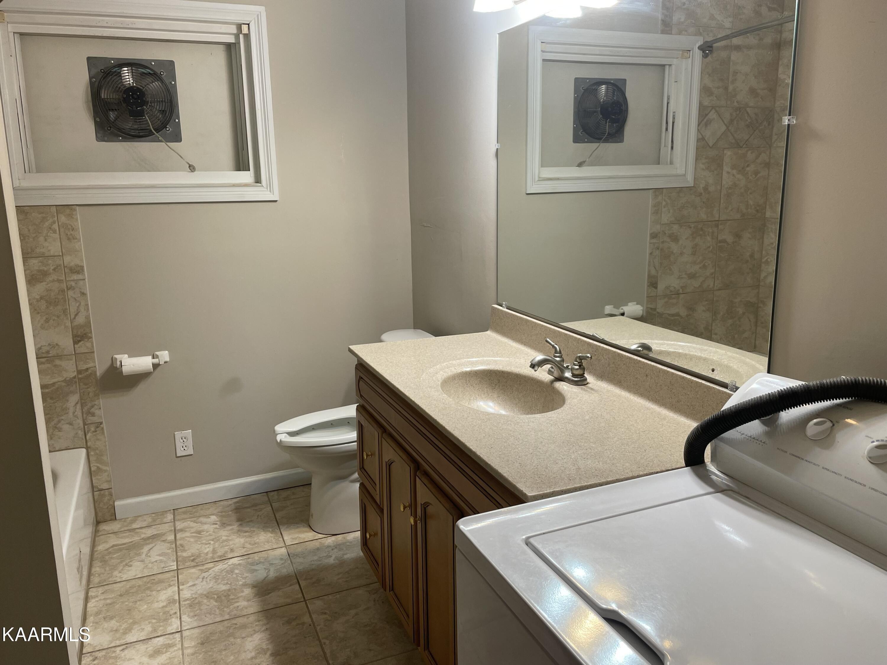 Orangewood Rd, Knoxville, TN 37921