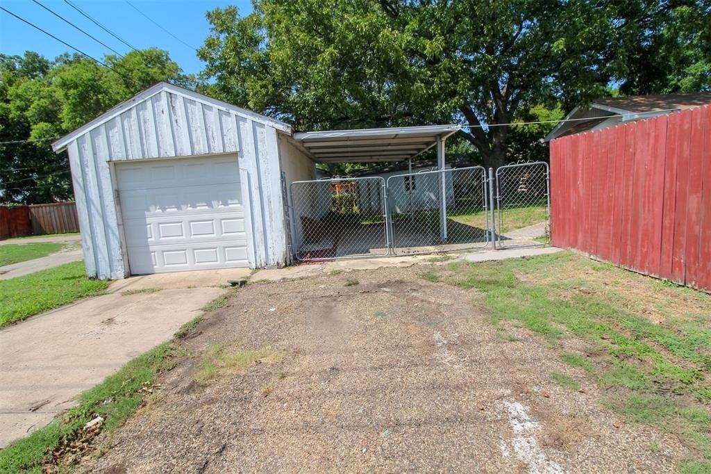 Lakewood Dr, Garland, TX 75042