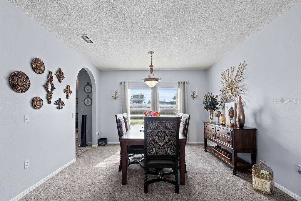 Maricopa Dr, Kissimmee, FL 34758