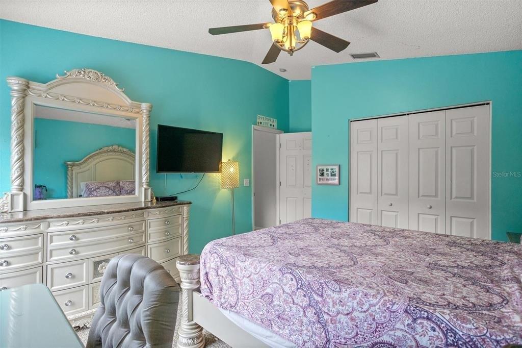 Split Fork Dr, Oldsmar, FL 34677