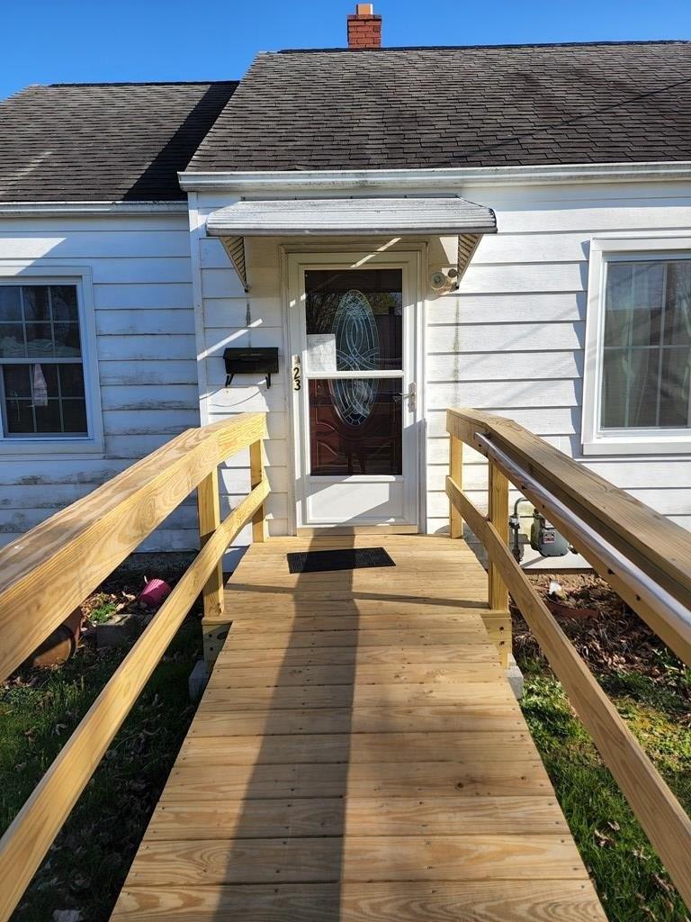 Decker Ave, Elmira, NY 14904