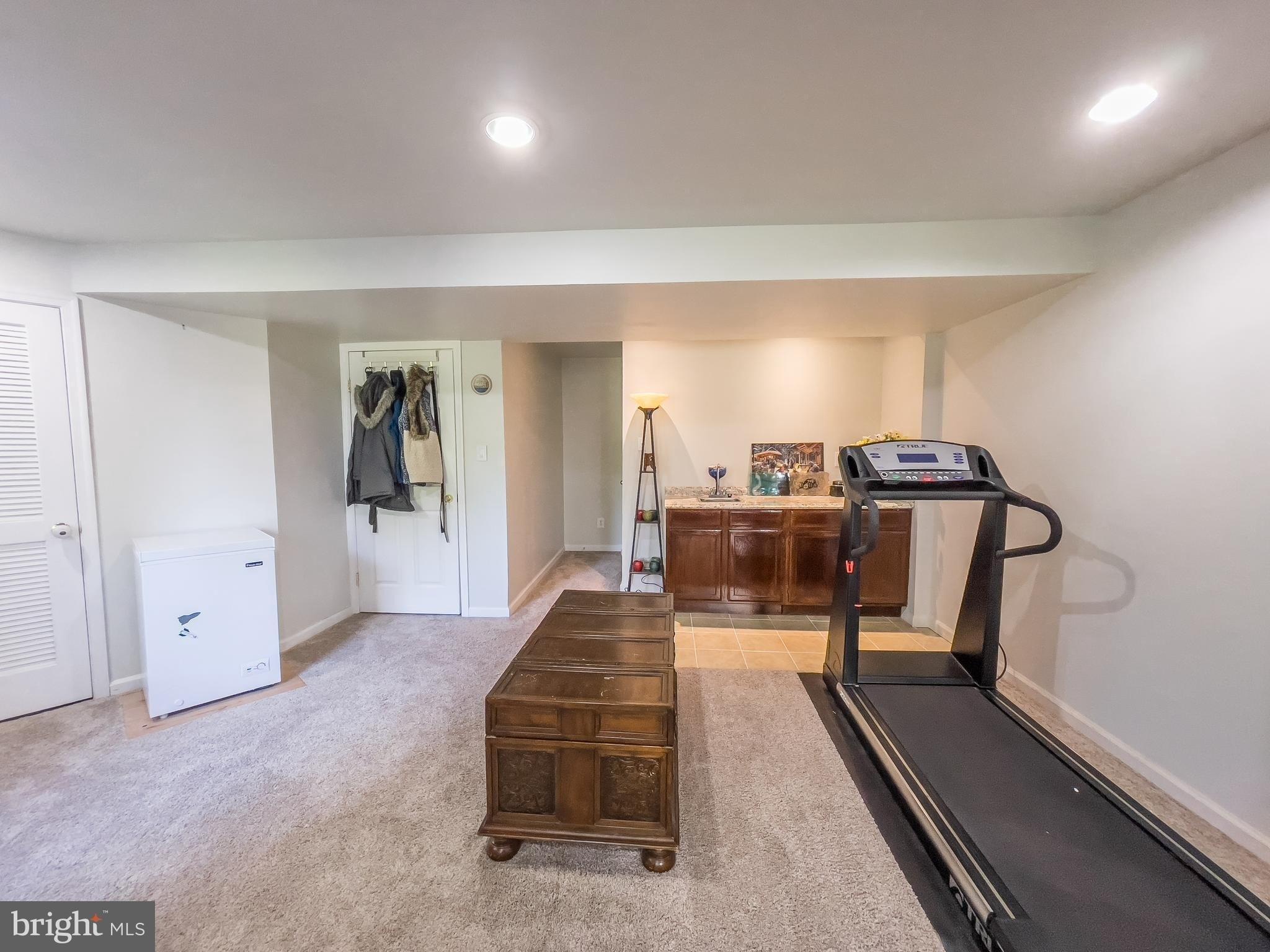 Gaffney Cir, Gainesville, VA 20155