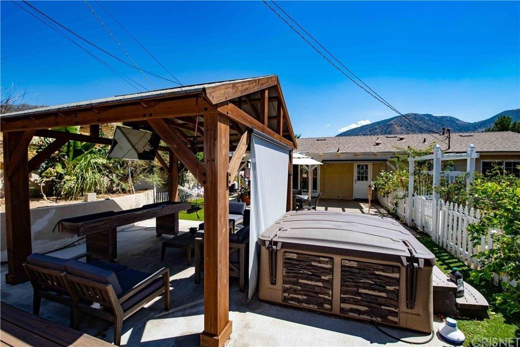 Mindora Ave, Sylmar, CA 91342