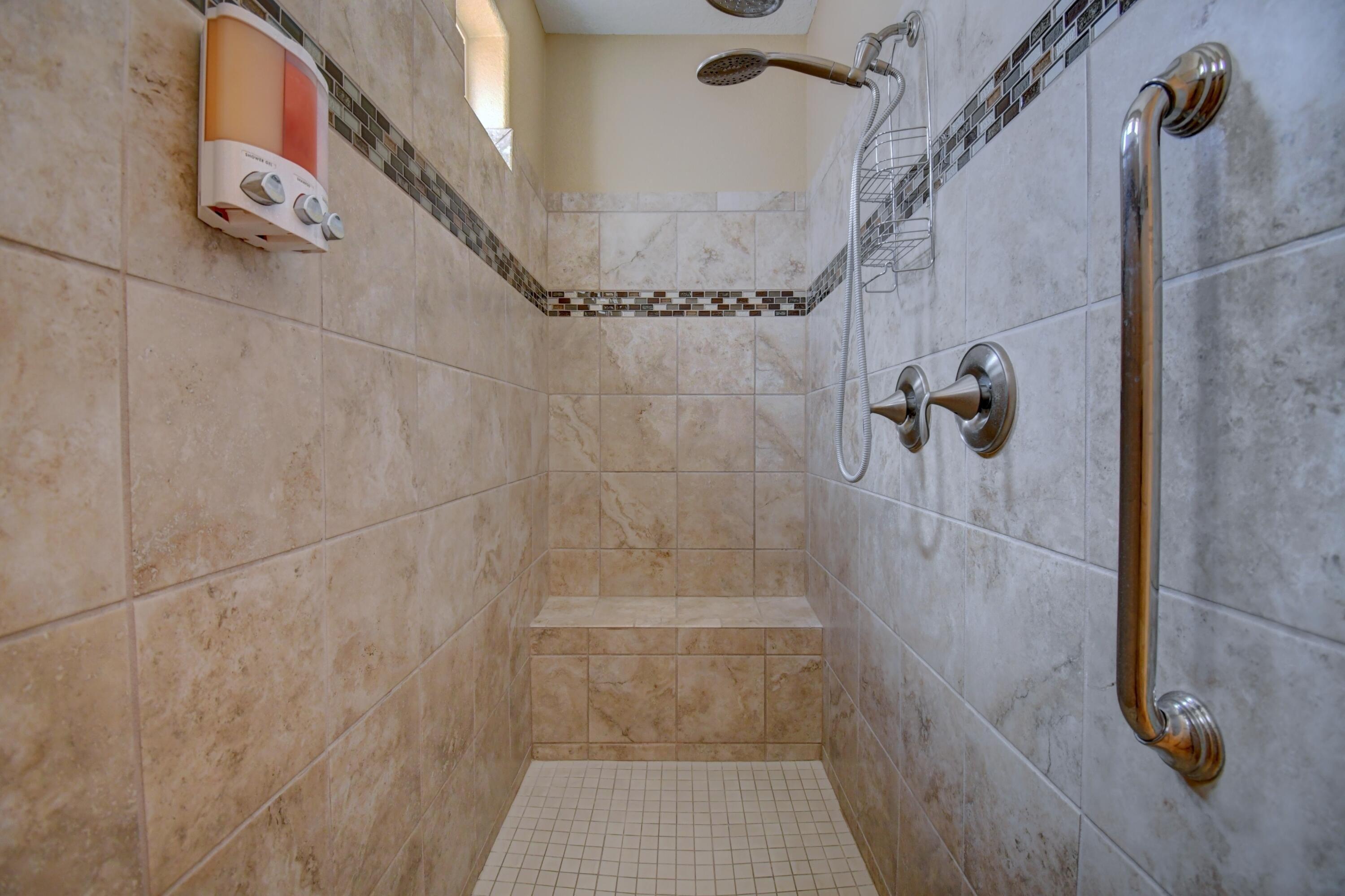 Delicias Rd Se, Rio Rancho, NM 87124