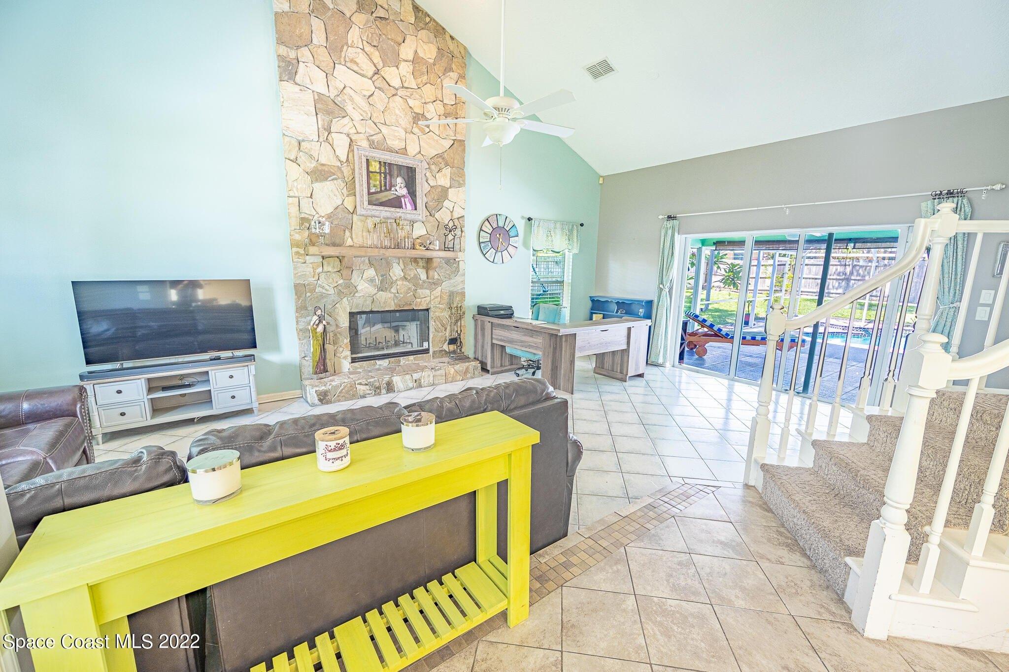 School Dr Ne, Palm Bay, FL 32905