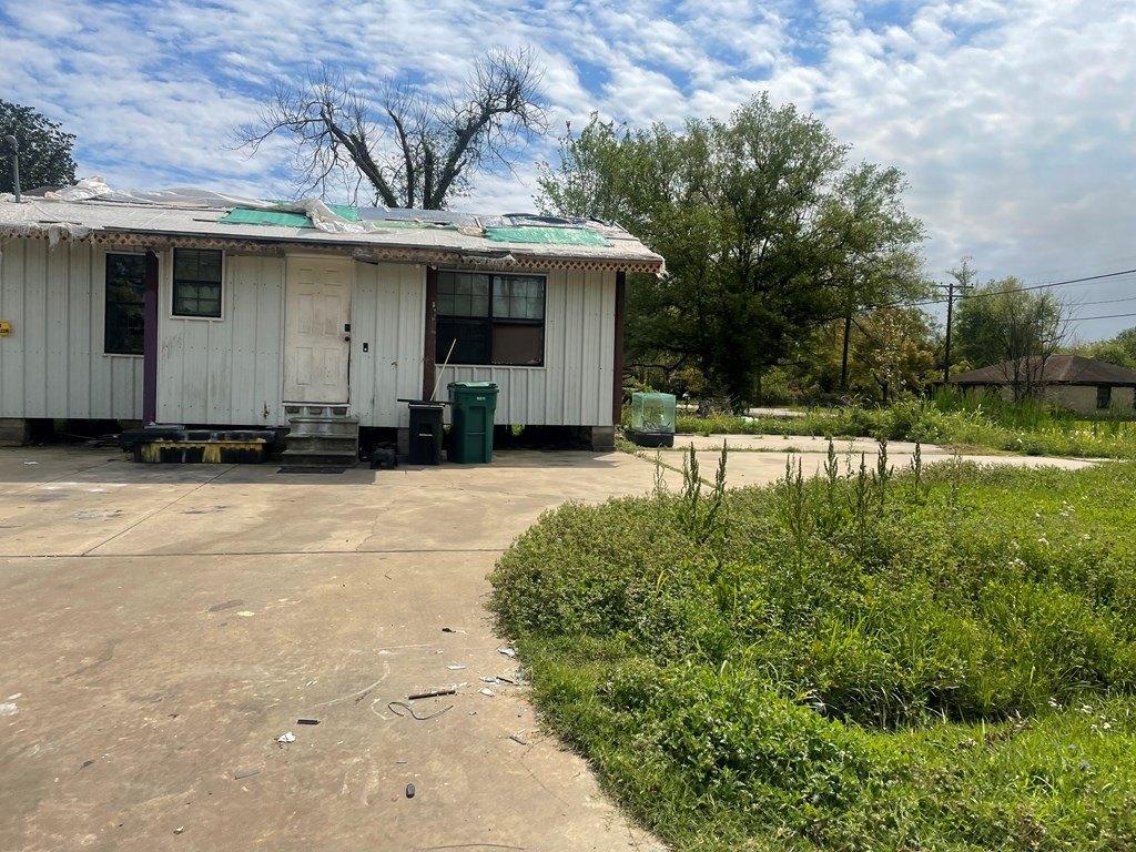 9th St, Orange, TX 77630