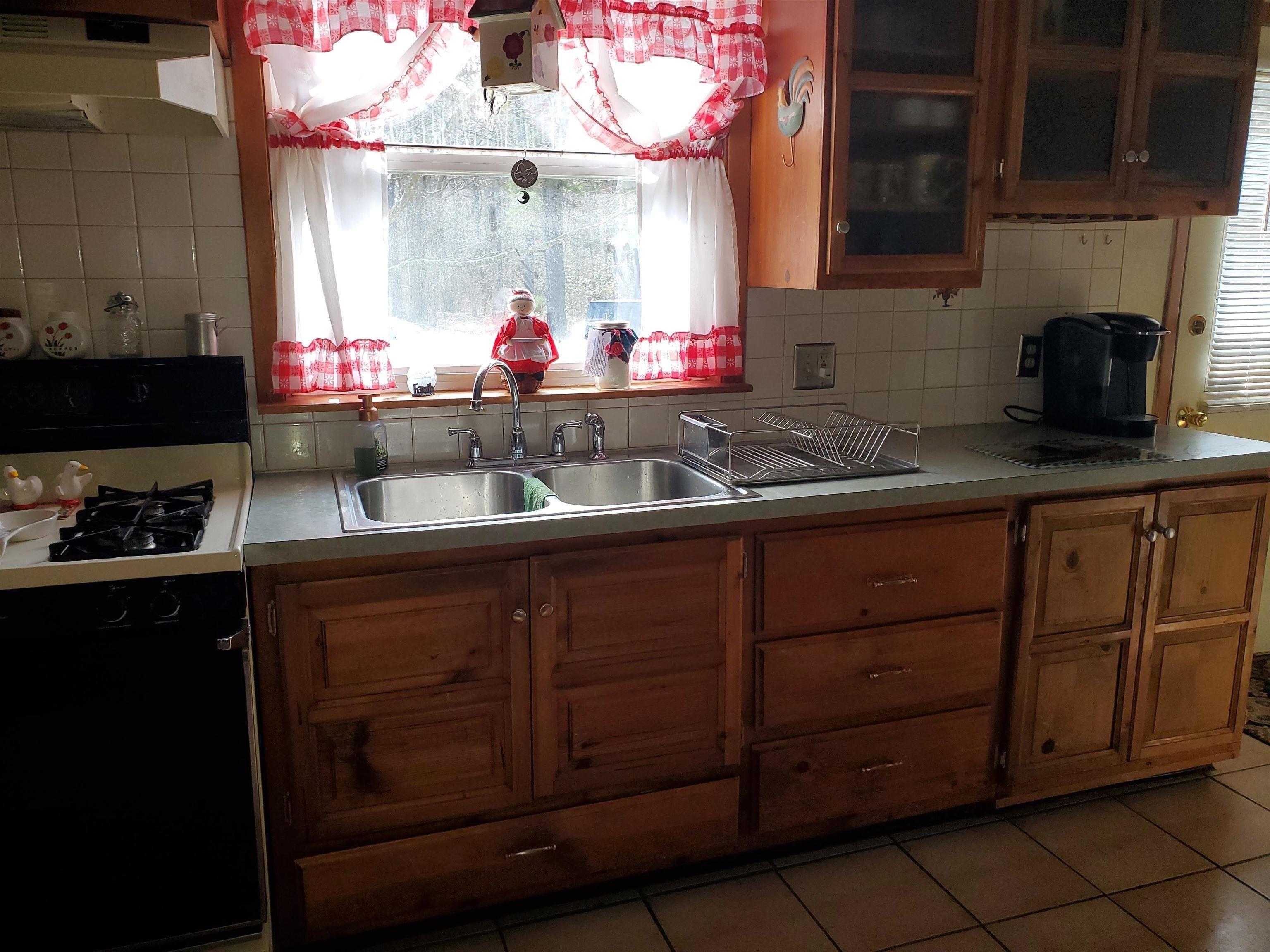 Millville Ave, Mays Landing, NJ 08330