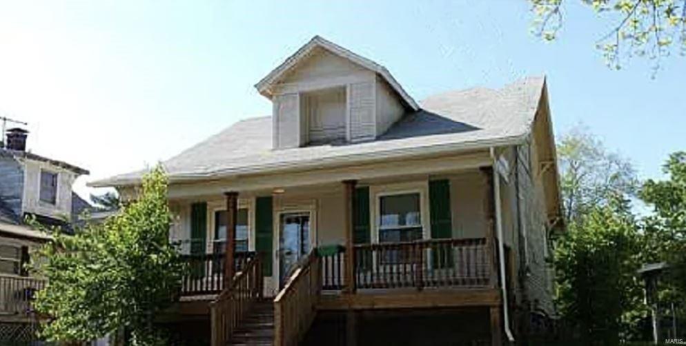 Walnut St, Alton, IL 62002