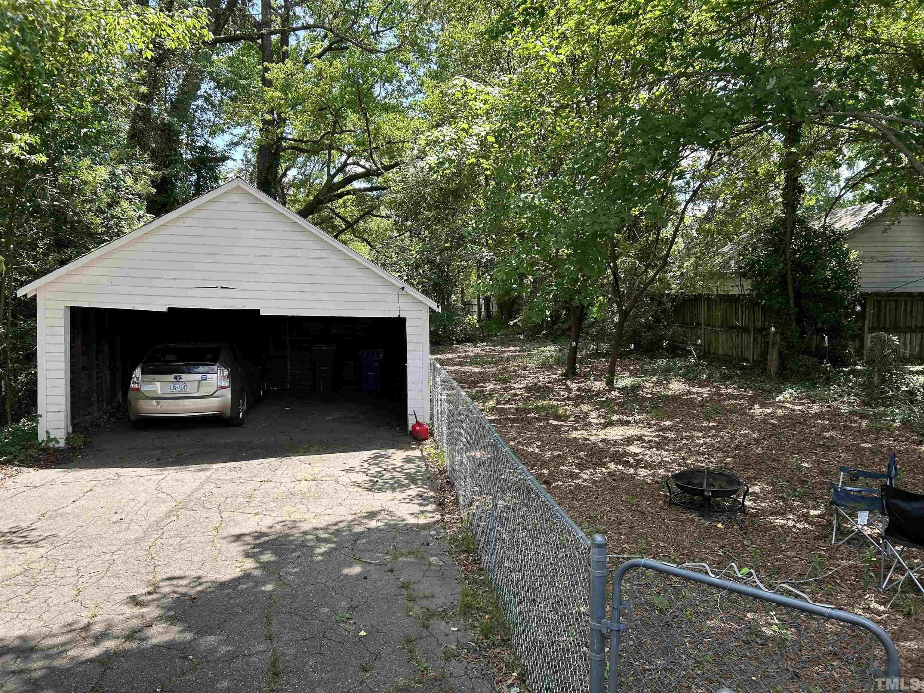Green St, Durham, NC 27701
