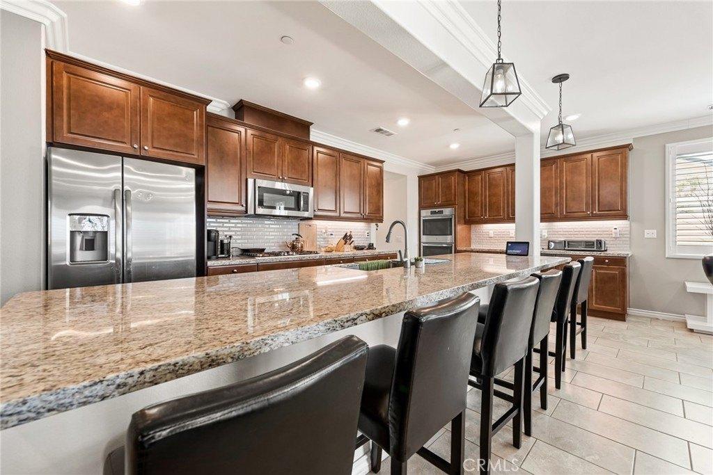 Fleur Blvd, Riverside, CA 92503