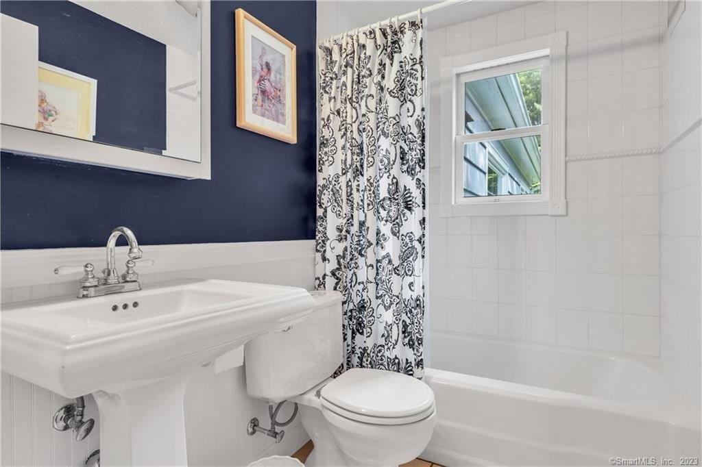 Jackson Rd, Hamden, CT 06517