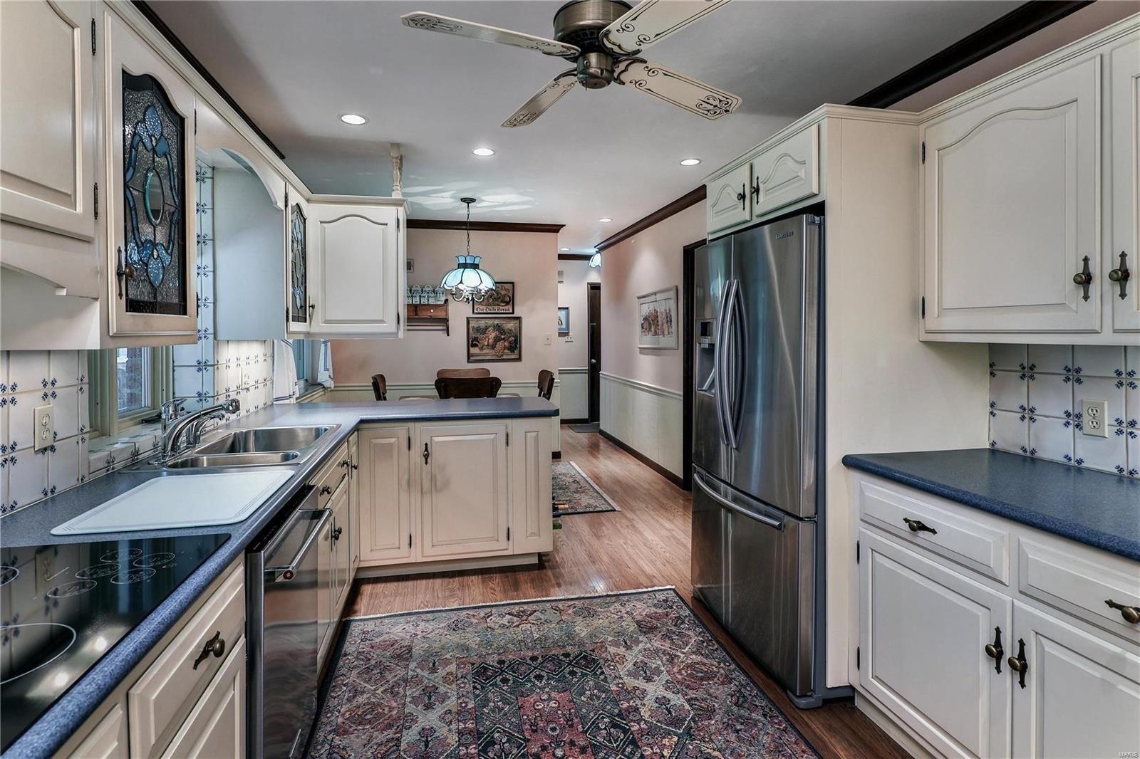 Woodcrest Dr, Saint Louis, MO 63124