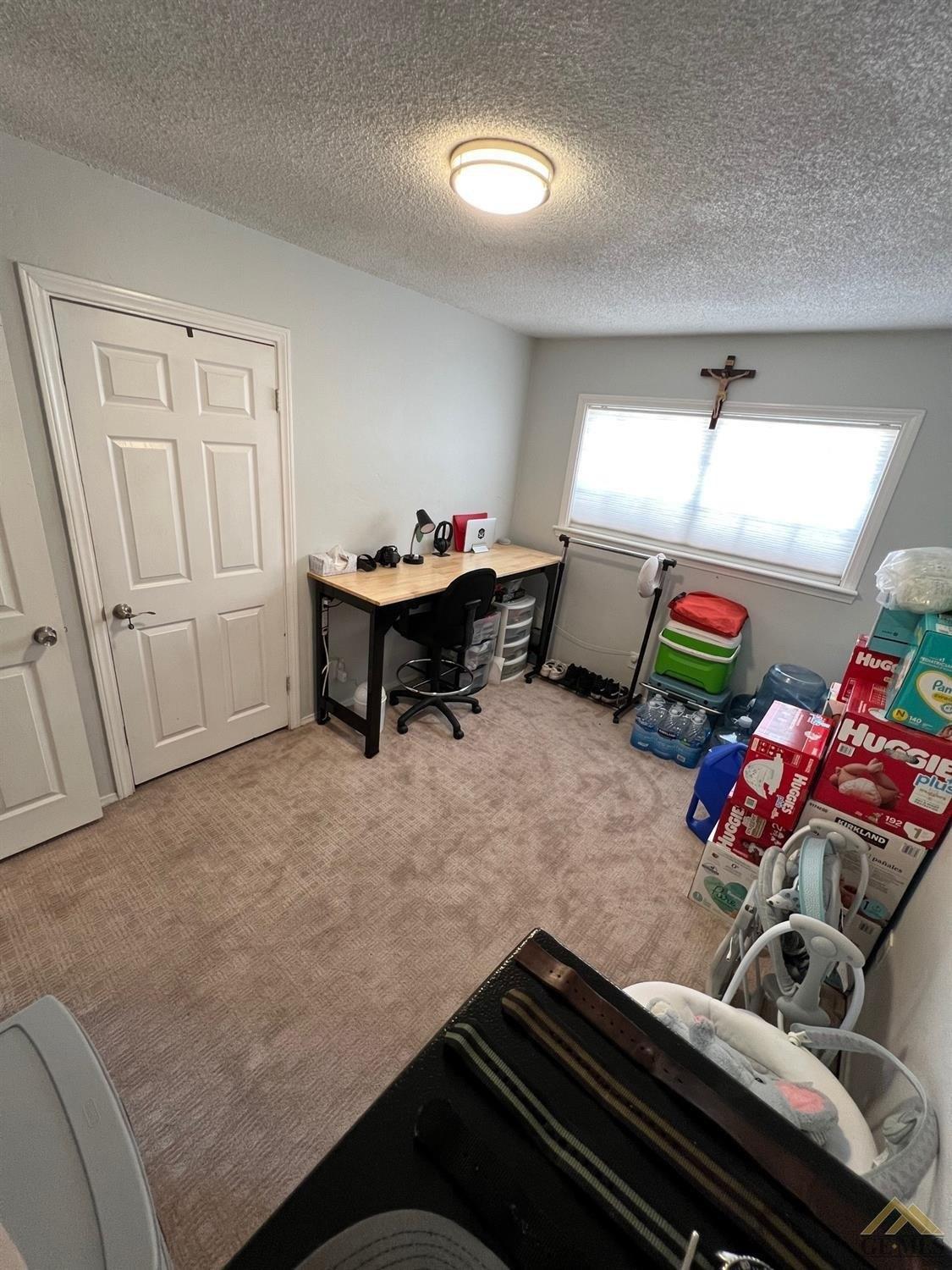 Apple St, Bakersfield, CA 93307