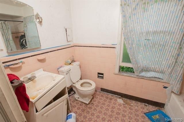 Nottingham Rd, Detroit, MI 48224