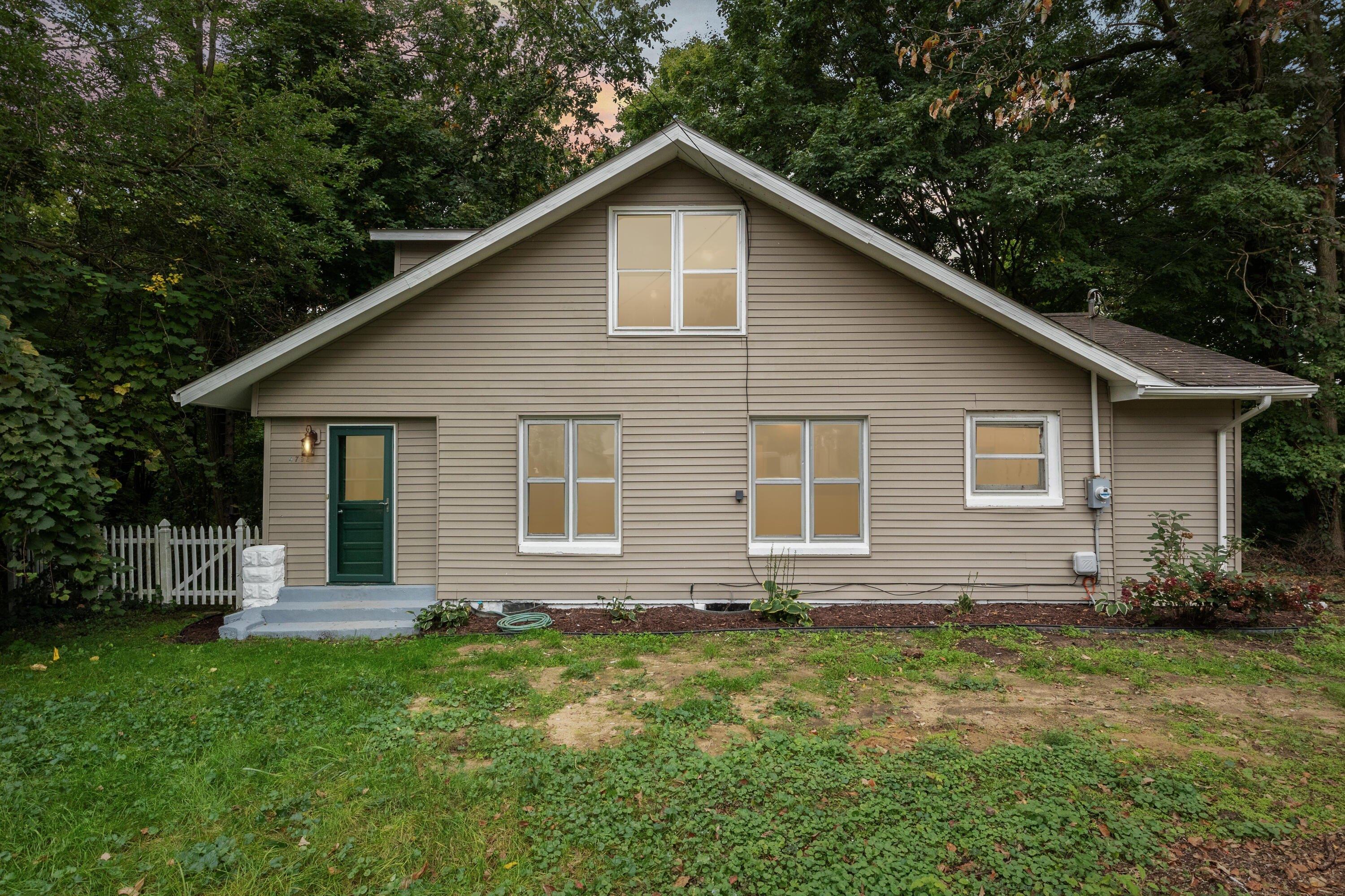 South St, Benton Harbor, MI 49022
