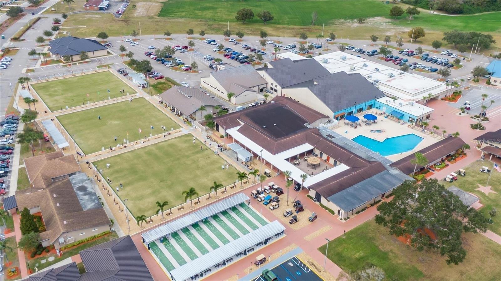 E Del Webb Blvd, Sun City Center, FL 33573