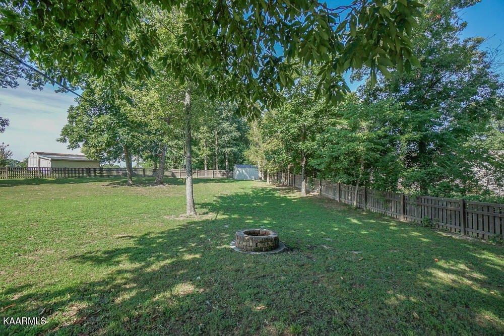 Joseph St, Seymour, TN 37865