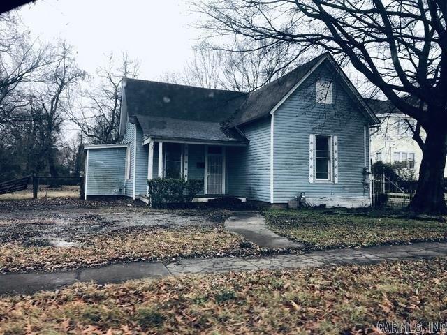 W 18th St, North Little Rock, AR 72114