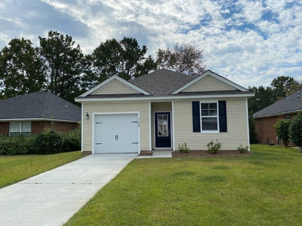 Warrens Way, Manning, SC 29102