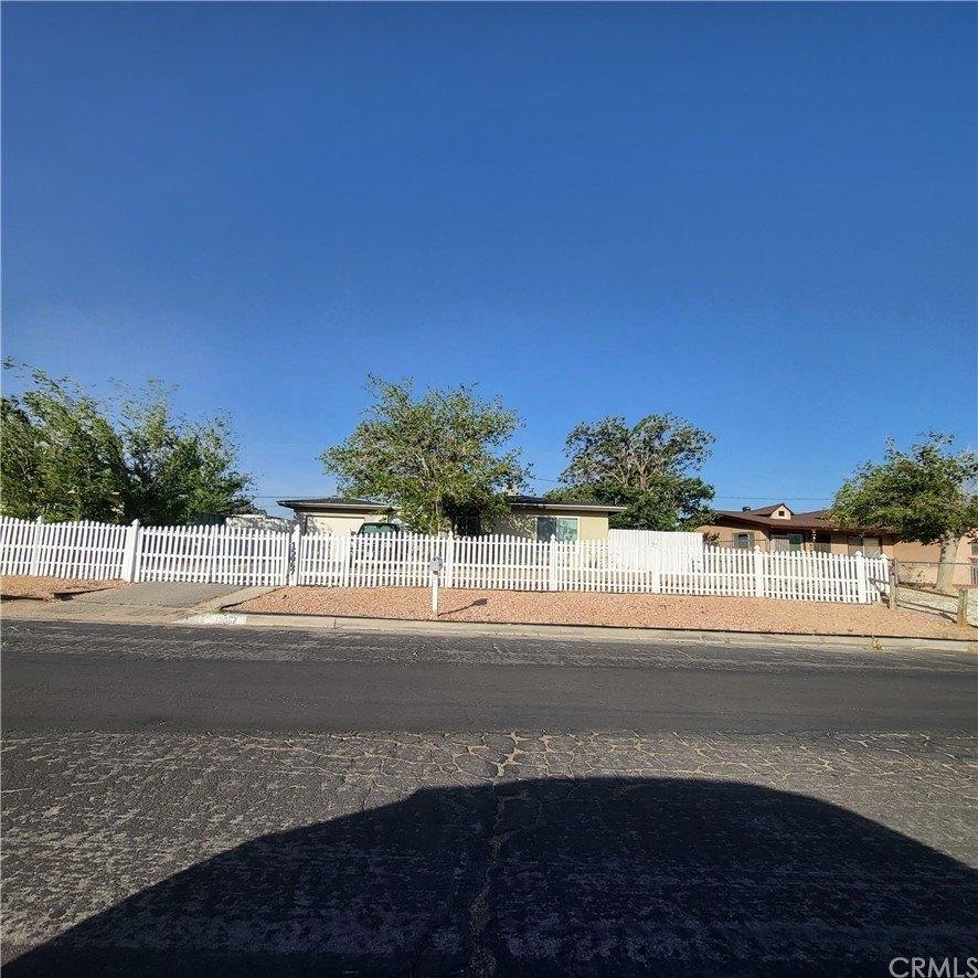 Tatum Rd, Victorville, CA 92395