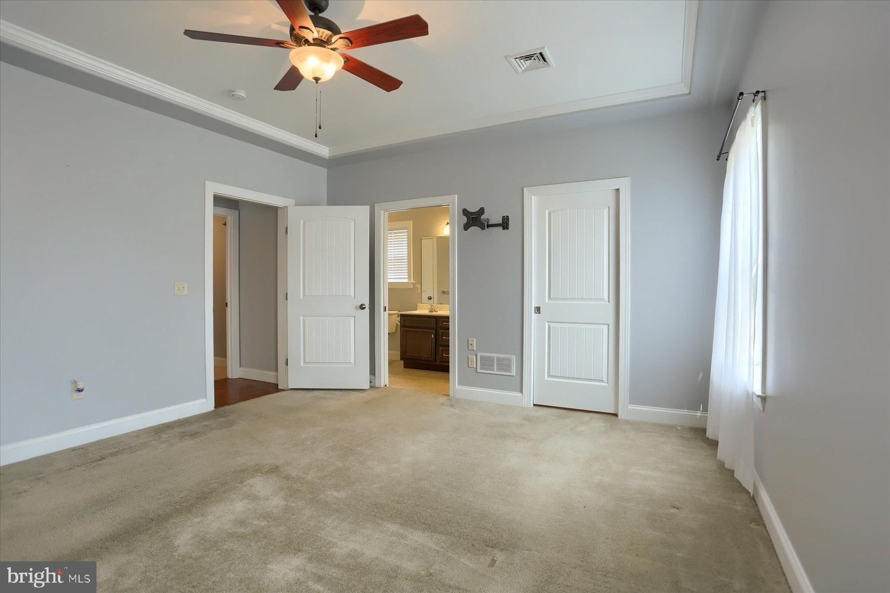 Evan Dr, York, PA 17404